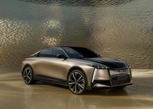 DS Automobiles lanza el DS Nº8: un eléctrico de lujo con hasta 750 km de autonomía para 2025