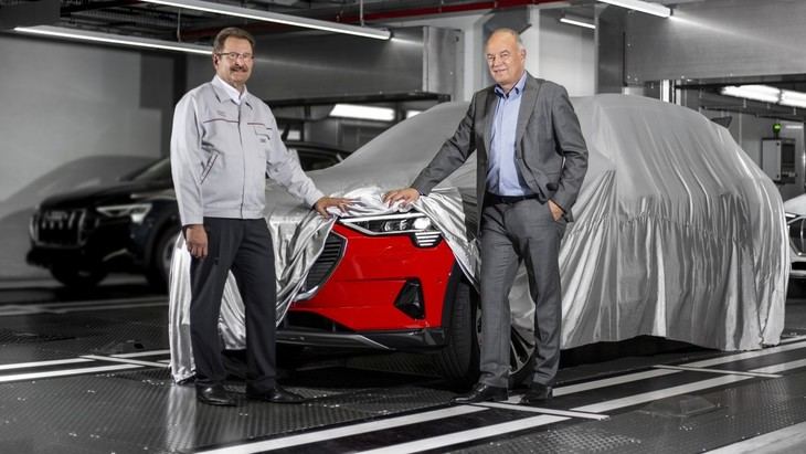 Audi comienza la producción del e-tron
 