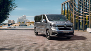 Renault Trafic 2026: más seguridad, nueva pantalla de 10 pulgadas y mejoras en la conducción