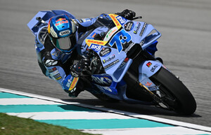 Álex Márquez sorprende a Marc en Malasia: pole por solo 70 milésimas