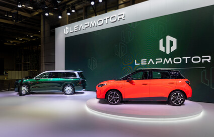 Leapmotor inicia la producción del B10 en Zaragoza y presenta el nuevo B03 eléctrico en París