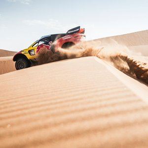Sébastien Loeb y José Ignacio Cornejo se llevan la victoria en la cuarta etapa del Dakar 2024