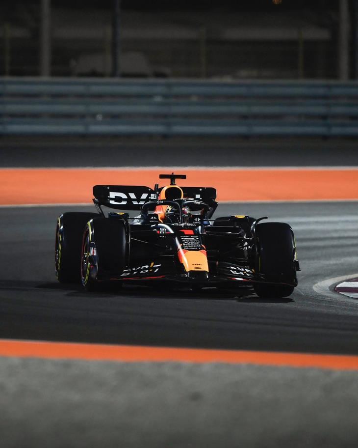 Verstappen arrasa en el Gran Premio de Qatar