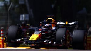 Verstappen supera los problemas en su monoplaza y se lleva la victoria en Imola