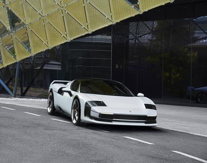 Ferrari presenta el SC40: un homenaje moderno al icónico F40