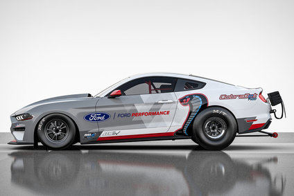 Ford Mustang Cobra Jet 1400, un dragster eléctrico