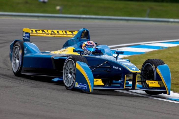 Buemi gana la primera prueba de la temporada