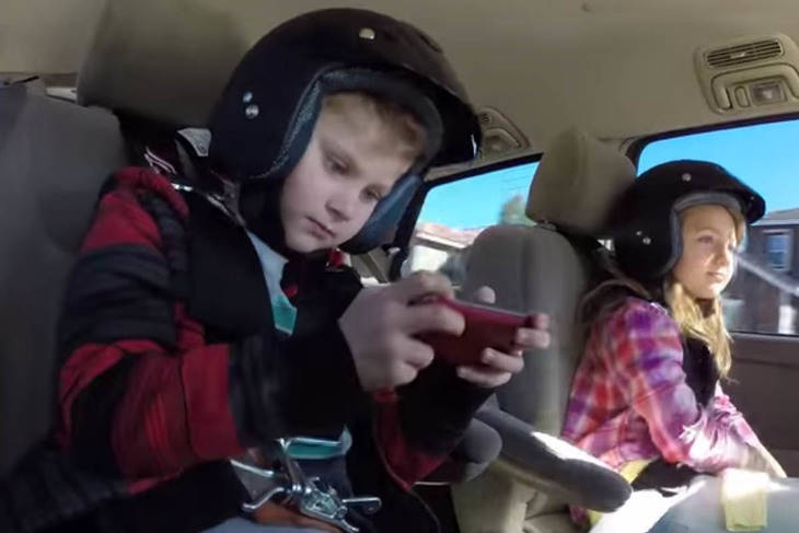 Mamá, ¿nos llevas al cole?