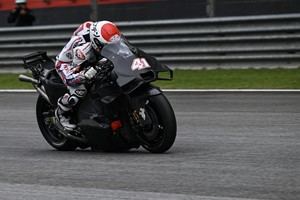 Honda y Yamaha realizan pruebas privadas en Valencia
