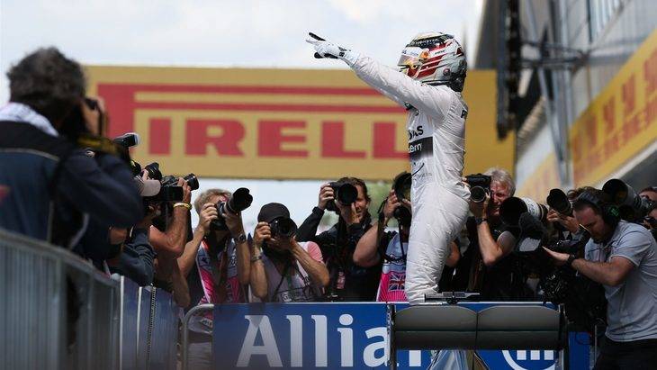 Se mantiene el aburrimiento: Hamilton y Rosberg