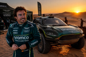 Fernando Alonso vuelve al Dakar 2027 con Aston Martin y Marc Coma