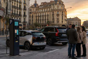Los SUV podrían pagar más por aparcar desde octubre: esto es lo que dice realmente la nueva norma