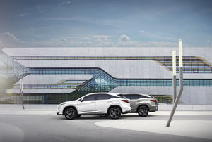 Lexus RX L, la primera versión de 7 plazas de la marca japonesa