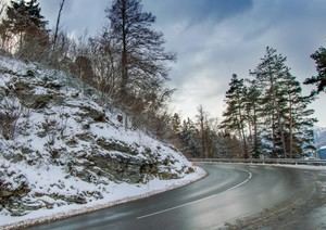 Consulta el estado de las carreteras antes de viajar por nieve