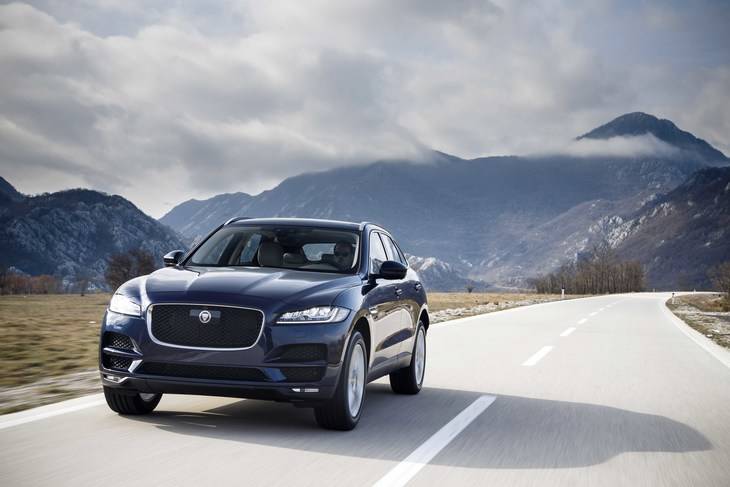 Nuevo motor de 300 CV para los Jaguar XE, XF Y F-PACE