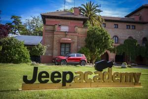 Nuevo Jeep Avenger e-Hybrid, un crossover versátil y eficiente