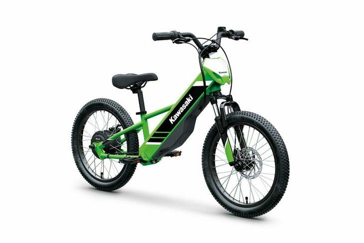 Kawasaki lanza la bicicleta eléctrica Elektrode 20 para jóvenes ciclistas a 39 km/h