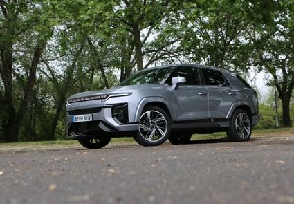 Probamos el KGM Torres Actyon HEV: el SUV híbrido que apuesta todo al espacio y la lógica