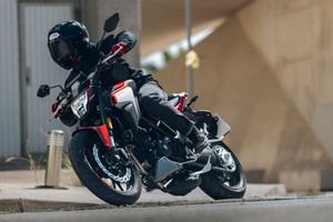 KOVE lanza la NK 125R: la naked de 125 cc que promete agilidad y diversión en cada viaje