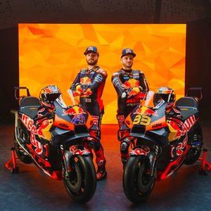 El equipo KTM Factory Racing de MotoGP preparado para arrancar la temporada 2024