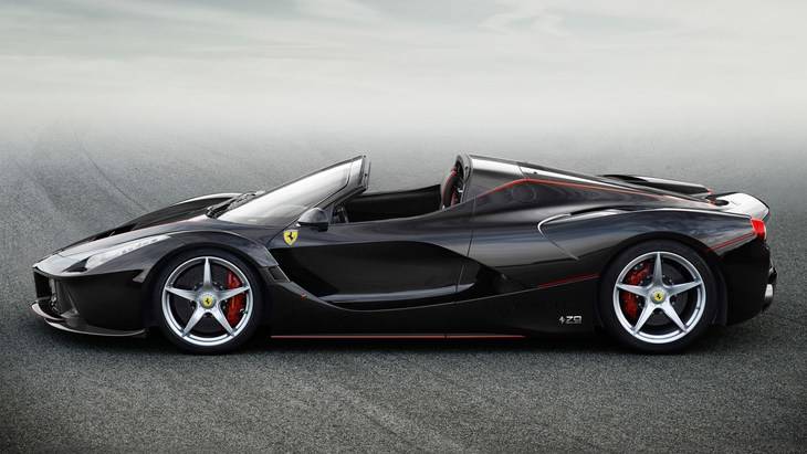 Vettel pilota LaFerrari Aperta