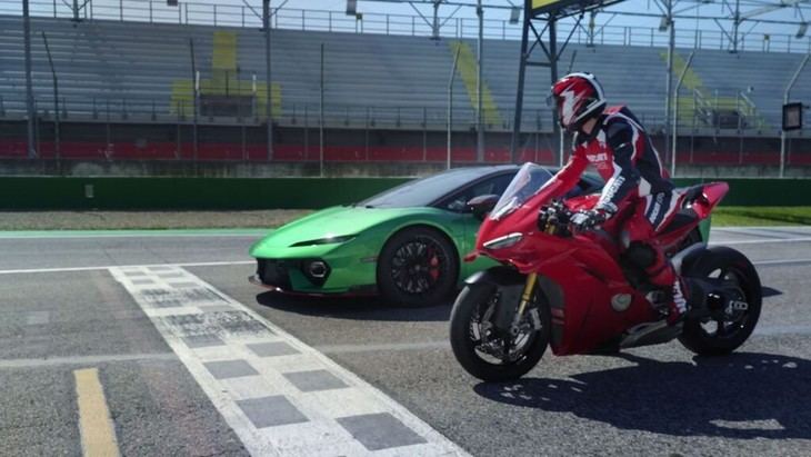 La batalla del siglo: el Lamborghini Temerario se enfrenta a la Ducati Panigale V4