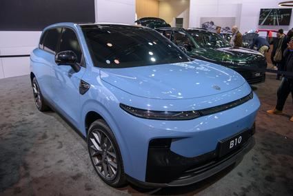 Leapmotor debuta en París con el B10, su primer C-SUV eléctrico