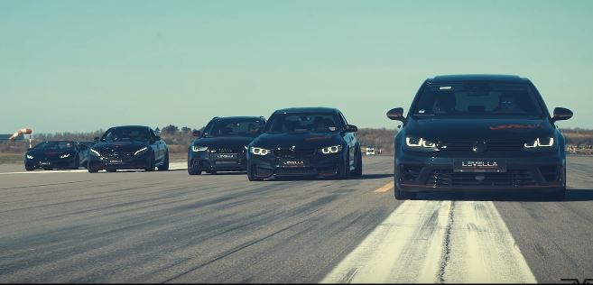 Esta carrera de drag entre 10 deportivos preparados por Levella es lo más espectacular que verás hoy