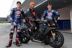 Lewis Hamiltón probó (y sufrio una caida) con la Yamaha SBK en el circuito de Jerez