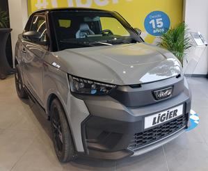 Ligier JS50, cuadriciclo premium con estilo, seguridad y eficiencia