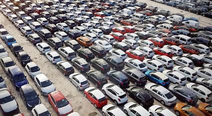 Las matriculaciones de turismo y todoterrenos registraron una caída de un 10,1%