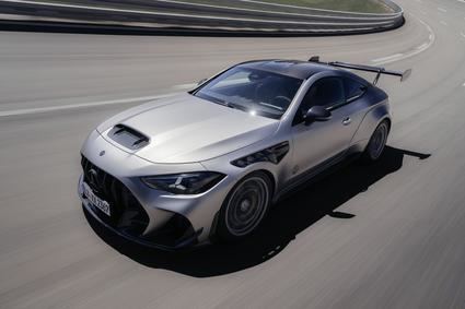 Mercedes-AMG crea un CLE de 646 CV que es una auténtica máquina de circuito: solo habrá 30