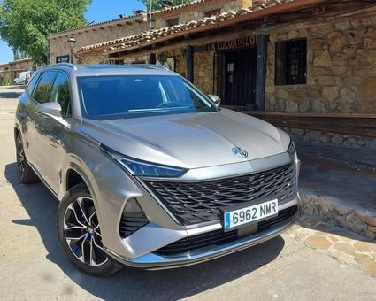 MG S9 PHEV: espacio y autonomía eléctrica para toda la familia