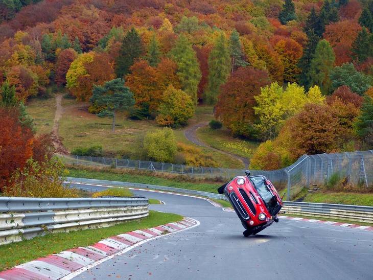 Récord a dos ruedas en Nuburgring