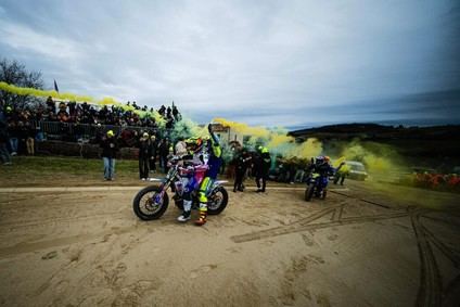 Moreira vence a Rossi y Marini en los 100 km dei Campioni