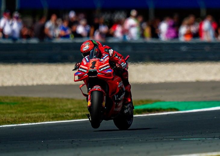 Fin de semana estelar para Bagnaia en el TT de Assen