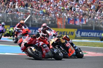 Marc Márquez está de vuelta: gana el GP de Hungría y alcanza las 100 victorias