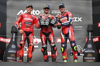 Bagnaia logra la victoria del GP de Japón y Marc Márquez conquista su noveno título mundial