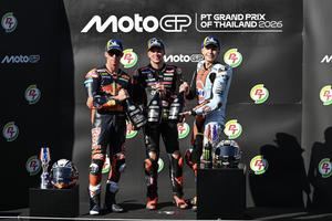 Marco Bezzecchi logra la victoria del GP de Tailandia dominando la carrera de principio a fin