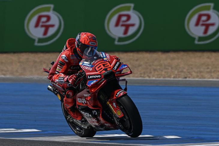 Marc Márquez consigue la pole del GP de Tailandia en un dominio total de Ducati