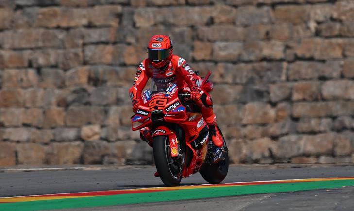 Dominio absoluto de Marc Márquez en la primera jornada del GP de Aragón
