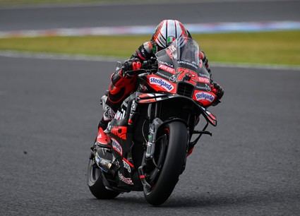 Bezzecchi recibe doble penalización por incidente con Márquez en Indonesia