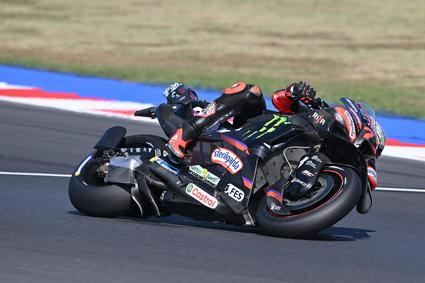Bezzecchi vuela en la primera jornada en Misano, Marc Márquez es segundo y Bagnaia protagoniza el desastre