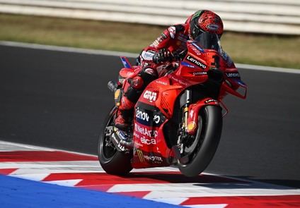 Francesco Bagnaia marca la pauta en la primera jornada del Gran Premio de San Marino
