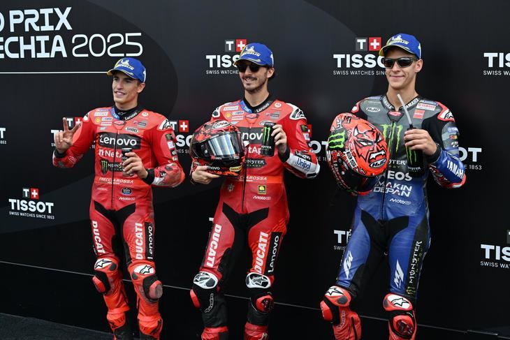 Francesco Bagnaia logra la pole position del Gran Premio de la República Checa con vuelta récord