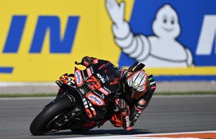 Bezzecchi logra su quinta pole position en el GP de Valencia