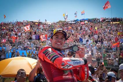 Marc Márquez conquista su quinta victoria consecutiva en la Sprint del GP de España