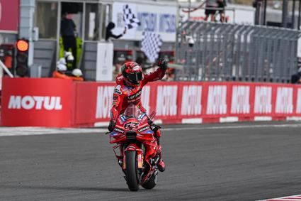Francesco Bagnaia conquista su primera victoria de la temporada en el Sprint del GP de Japón