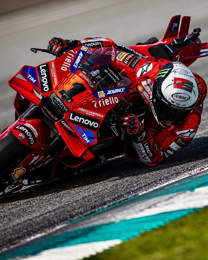 Ducati arrasa en la última jornada de Test en Sepang con los tres primeros puestos