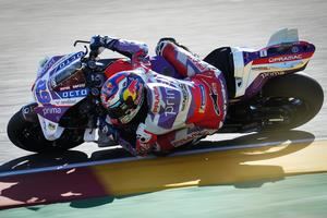 Jorge Martín manda en los libres del viernes del GP de Aragón